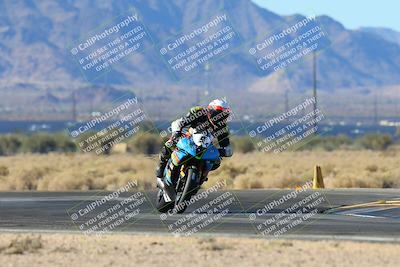 media/Jan-12-2025-CVMA (Sun) [[be1d2b16e3]]/Race 2-Supersport Middleweight/